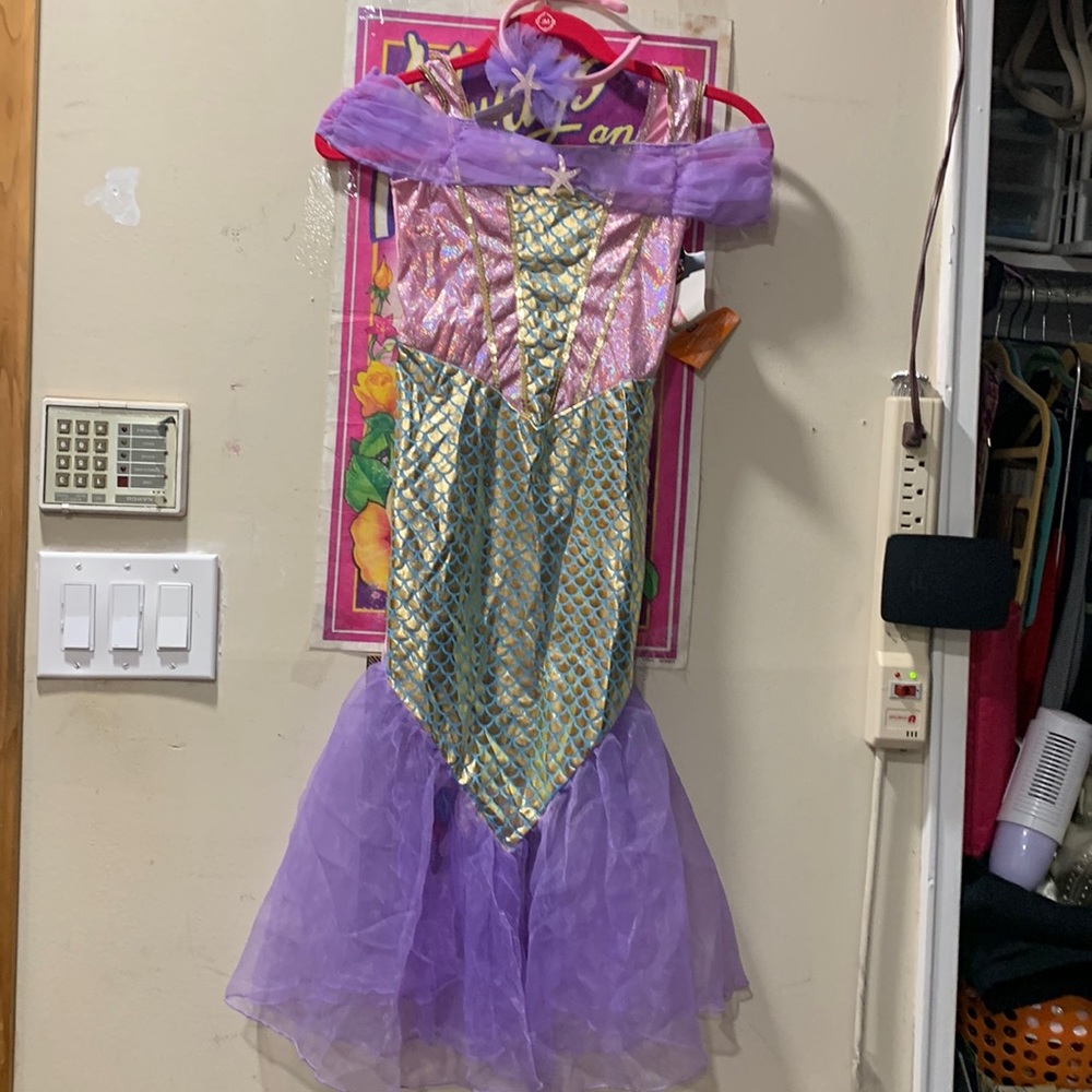 Girls Halloween custom